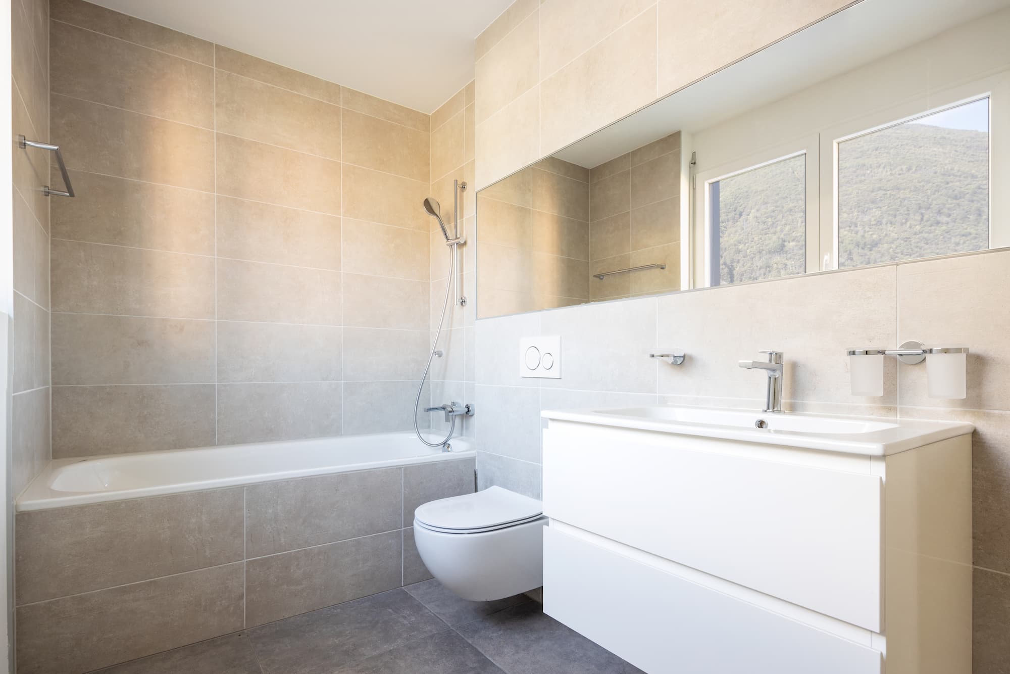 Comment optimiser l’espace dans une petite salle de bain cl&eacute; en main ? S&eacute;lestat